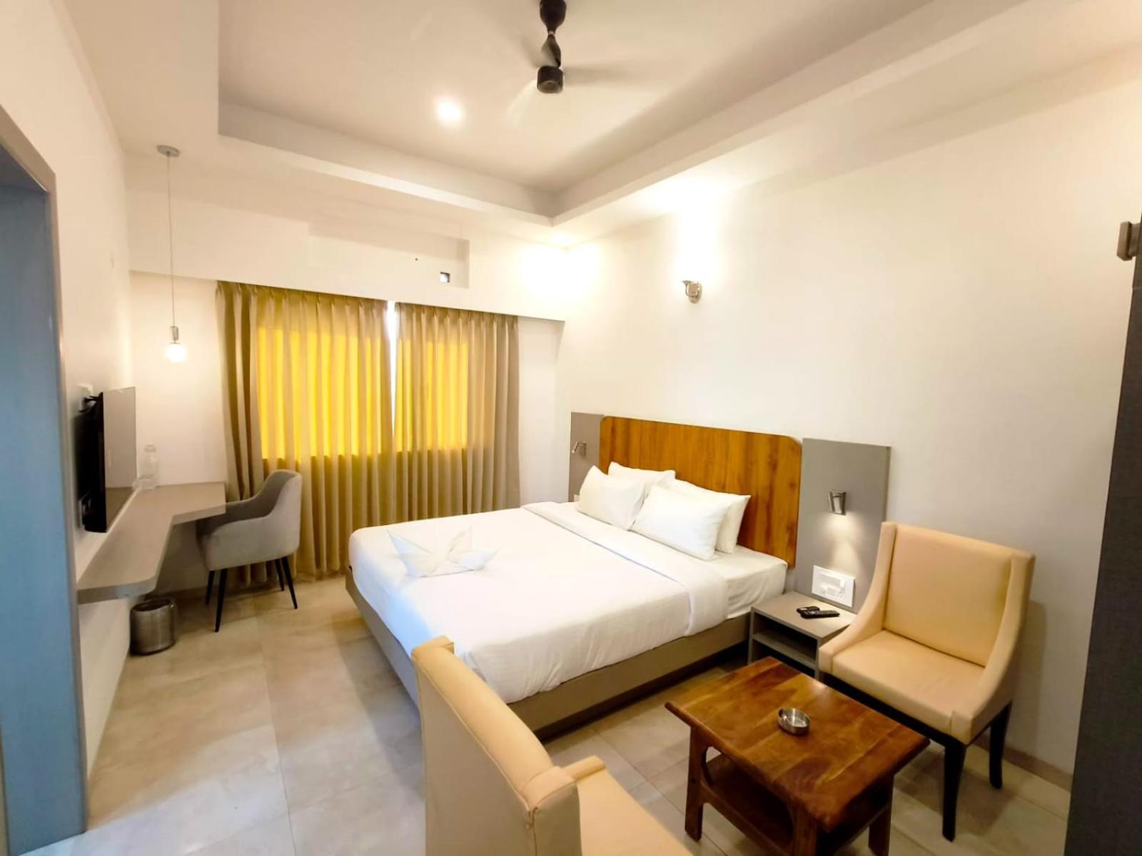 Hotel Gsr Tumkur Exteriér fotografie