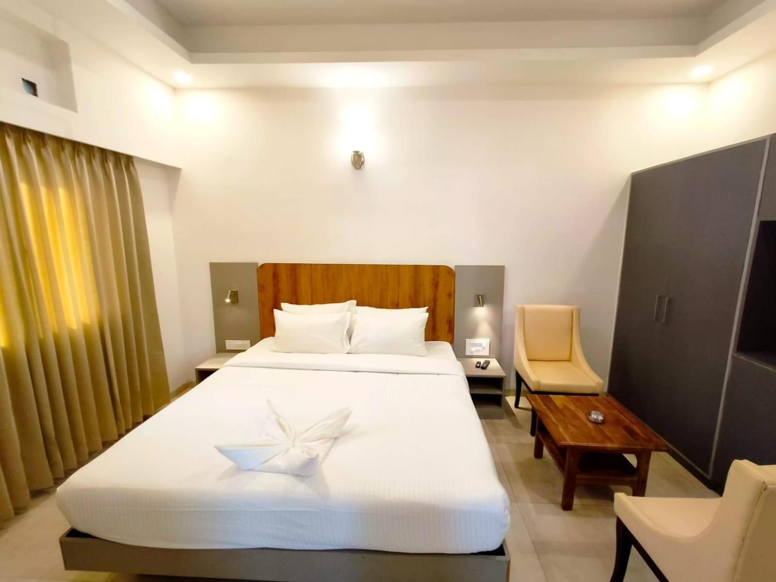 Hotel Gsr Tumkur Exteriér fotografie