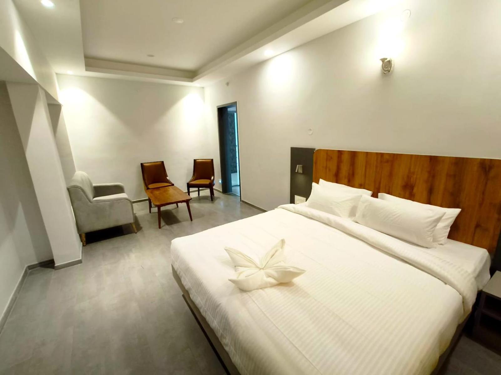 Hotel Gsr Tumkur Exteriér fotografie