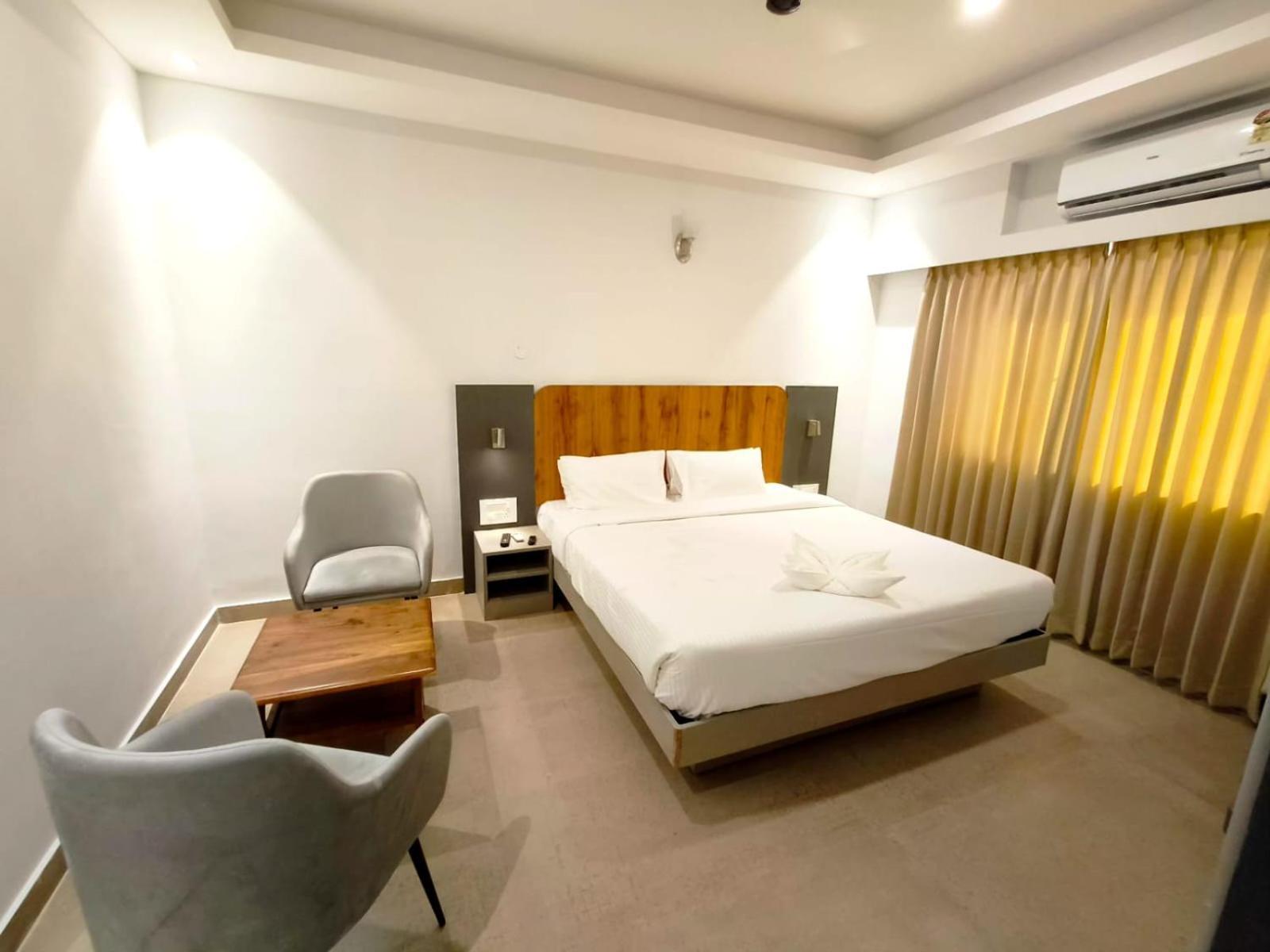 Hotel Gsr Tumkur Exteriér fotografie